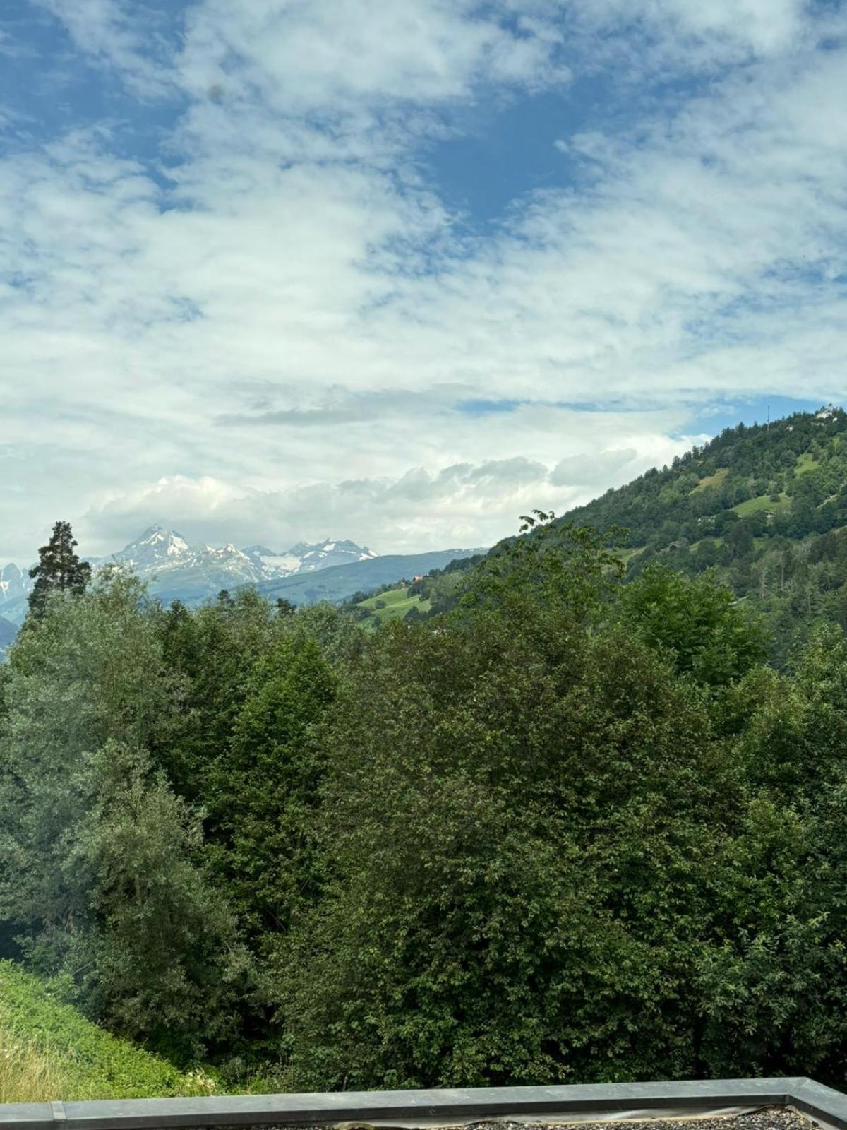 Landgasthof Zum Glenner Ilanz/Glion 외부 사진